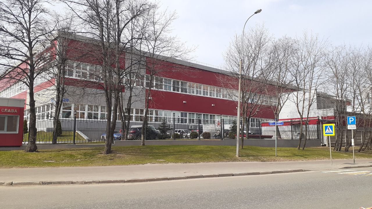 Офисы в аренду и на продажу рядом с метро Калужская в бизнес-центре Технопарк Слава